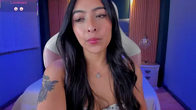 Snapshot of Camila_dupont chatting on 18, 9, 2025 Camila dupont online show from 18, 9, 2025