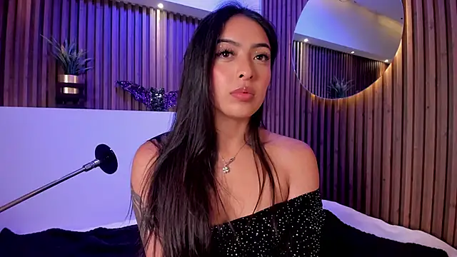 Snapshot of Camila_dupont chatting on 22, 10, 2025 Camila dupont online show from 22, 10, 2025