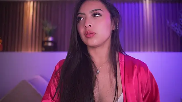 Snapshot of Camila_dupont chatting on 28, 11, 2025 Camila dupont online show from 28, 11, 2025