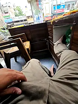 Snapshot of pyasevickybabu563 chatting on 7, 10, 2025 pyasevickybabu563 online show from 7, 10, 2025