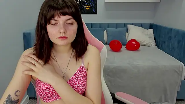 CharlotteMitchell online show from 15, 2, 2025