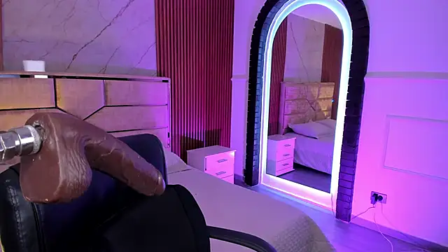 daniiphoeniixx online show from 7, 11, 2025