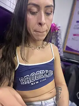 Sara Davina online show from 10, 6, 2026