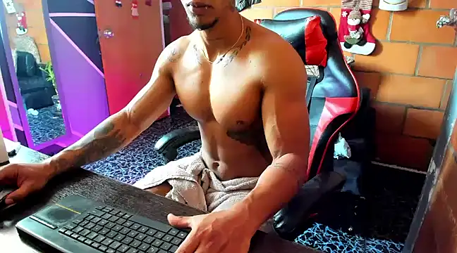 Adam Valenciia online show from 7, 1, 2025