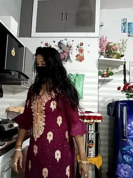 Best-Couple online show from 13, 3, 2026