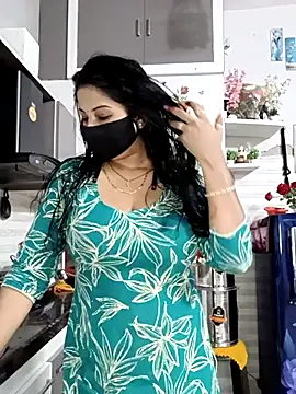 Snapshot of Best-Couple chatting on 8, 7, 2026 Best-Couple online show from 8, 7, 2026
