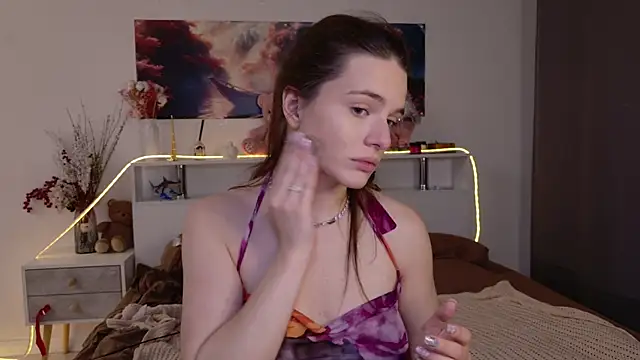Snapshot of Nellie_Medina chatting on 4, 6, 2026 Nellie Medina online show from 4, 6, 2026