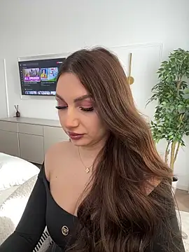 claraxjoyy online show from 24, 4, 2026