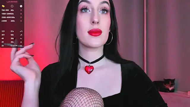 Miss Alice   online show from 25, 1, 2025