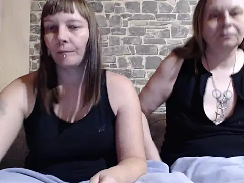 Sweet Phoenix online show from 9, 1, 2025