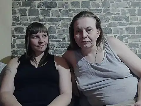 Sweet Phoenix online show from 28, 2, 2025