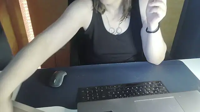 Sweet Phoenix online show from 9, 6, 2026