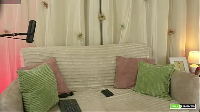 cute erelis  online show from 9, 1, 2026