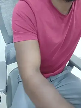 hot boy dic online show from 4, 3, 2026