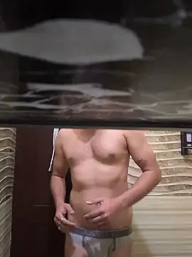 Snapshot of skyisthelimit12 chatting on 2, 2, 2025 skyisthelimit12 online show from 2, 2, 2025