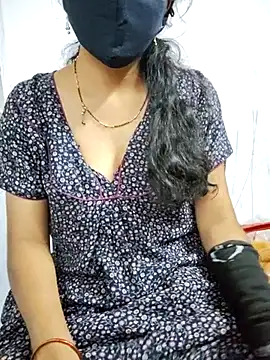 lovelygirl4567 online show from 16, 2, 2025