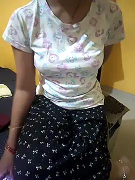 lovelygirl4567 online show from 18, 9, 2025