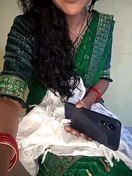 lovelygirl4567 online show from 24, 9, 2025