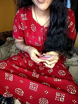 lovelygirl4567 online show from 10, 10, 2025