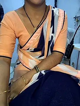 Snapshot of lovelygirl4567 chatting on 6, 1, 2026 lovelygirl4567 online show from 6, 1, 2026