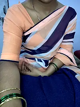 Snapshot of lovelygirl4567 chatting on 31, 1, 2026 lovelygirl4567 online show from 31, 1, 2026