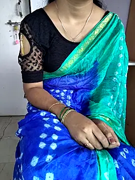 Snapshot of lovelygirl4567 chatting on 5, 2, 2026 lovelygirl4567 online show from 5, 2, 2026