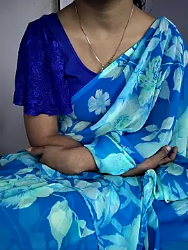 Snapshot of lovelygirl4567 chatting on 13, 2, 2026 lovelygirl4567 online show from 13, 2, 2026