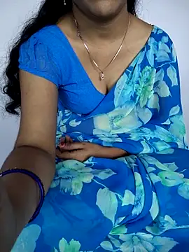 Snapshot of lovelygirl4567 chatting on 27, 2, 2026 lovelygirl4567 online show from 27, 2, 2026