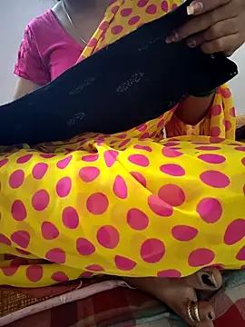 lovelygirl4567 online show from 4, 4, 2026