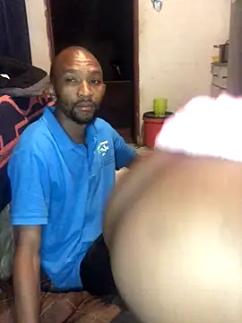 Snapshot of MKbesxxx chatting on 6, 11, 2025 MKbesxxx online show from 6, 11, 2025