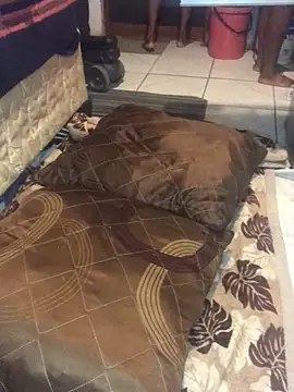 Snapshot of MKbesxxx chatting on 13, 11, 2025 MKbesxxx online show from 13, 11, 2025