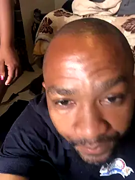 Snapshot of MKbesxxx chatting on 4, 12, 2025 MKbesxxx online show from 4, 12, 2025