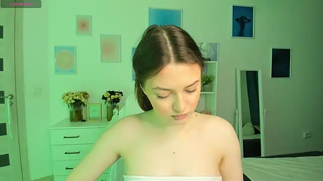 MiaVixxen online show from 22, 9, 2025