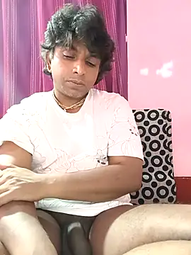 Remo0 online show from 9, 9, 2025