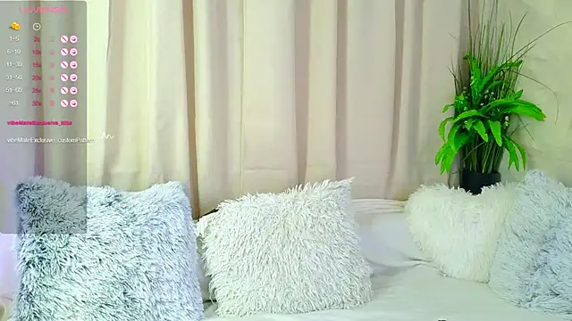 Snapshot of roxyyyrose chatting on 28, 2, 2026 roxyyyrose online show from 28, 2, 2026