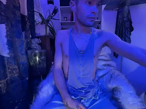 Snapshot of Trystan_Spellman chatting on 7, 2, 2026 Trystan Spellman online show from 7, 2, 2026