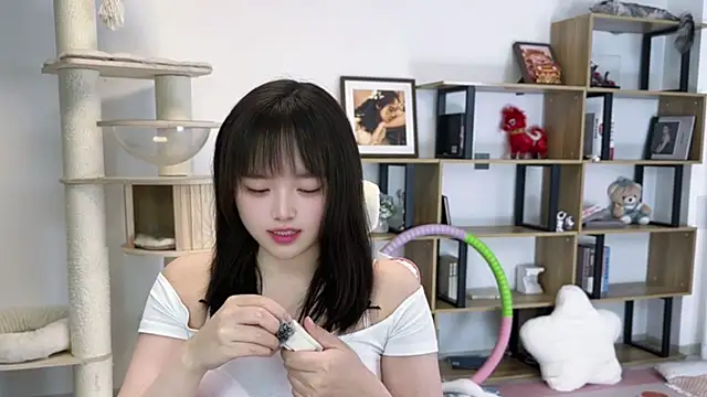 Chenjing0 online show from 14, 4, 2026