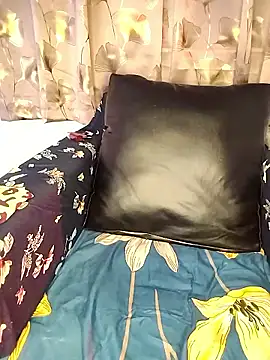 Hot  sallie online show from 14, 4, 2026