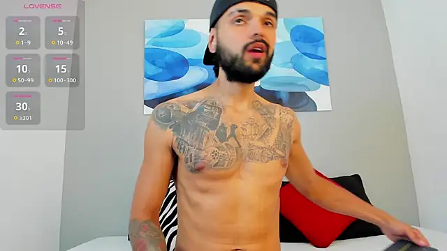 Snapshot of Emilio_Wolf chatting on 11, 2, 2025 Emilio Wolf online show from 11, 2, 2025