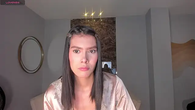 Snapshot of NiaSalvatore chatting on 14, 2, 2026 NiaSalvatore online show from 14, 2, 2026