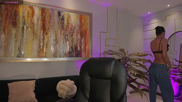 Snapshot of NiaSalvatore chatting on 26, 2, 2026 NiaSalvatore online show from 26, 2, 2026