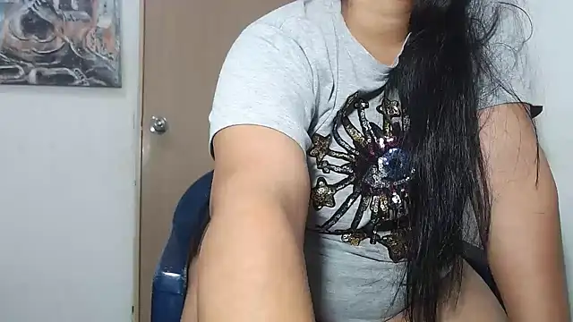 leyli ass online show from 19, 10, 2025