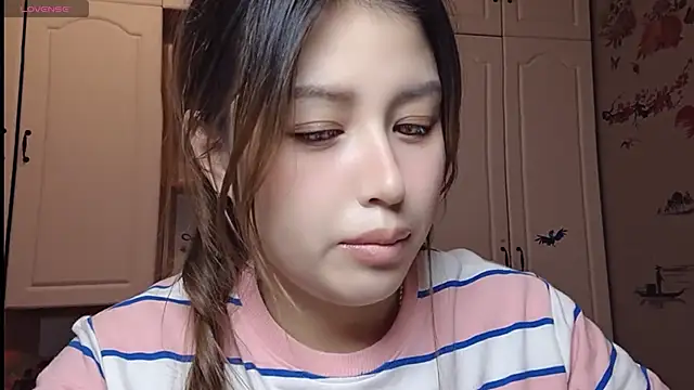 Lucky-xiuxiu online show from 22, 2, 2025