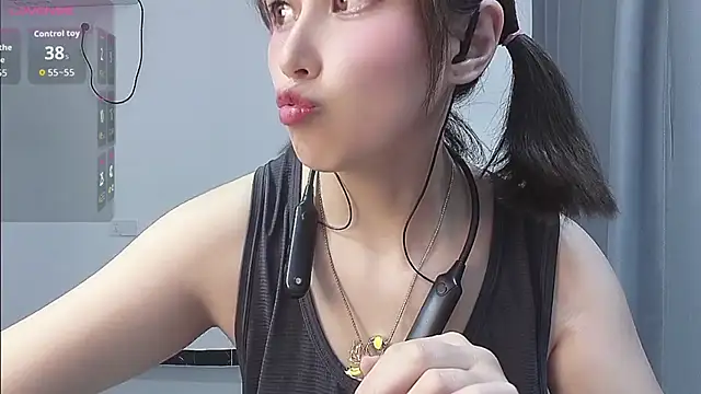 Lucky-xiuxiu online show from 29, 9, 2025