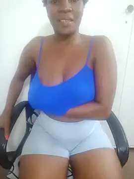 Snapshot of FATPUSSIE chatting on 24, 1, 2025 FATPUSSIE online show from 24, 1, 2025