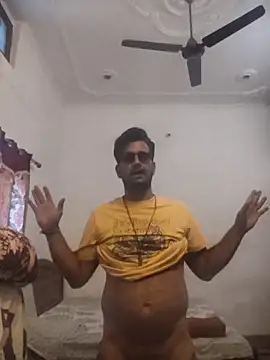 MAGNETICDADDY8 online show from 31, 10, 2025