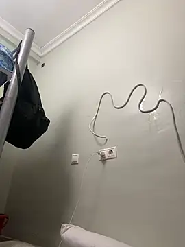 Alana-Castillo online show from 3, 2, 2025