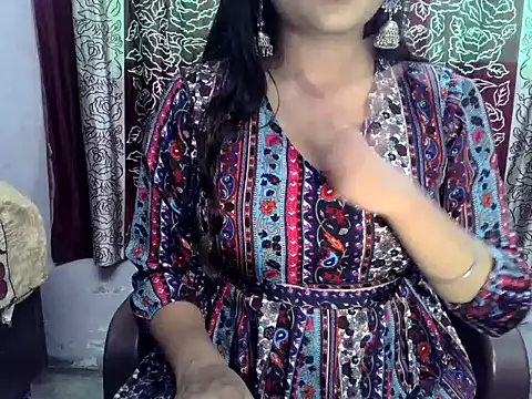 SIYA MAVI online show from 1, 12, 2025