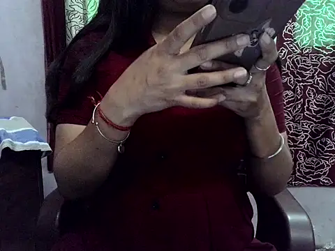 SIYA MAVI online show from 4, 2, 2026