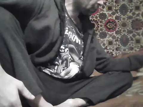 Snapshot of AlferezzSolvajo chatting on 28, 11, 2025 AlferezzSolvajo online show from 28, 11, 2025